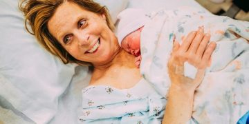 Cecile Eledge gave birth to her granddaughter at the age of 61...